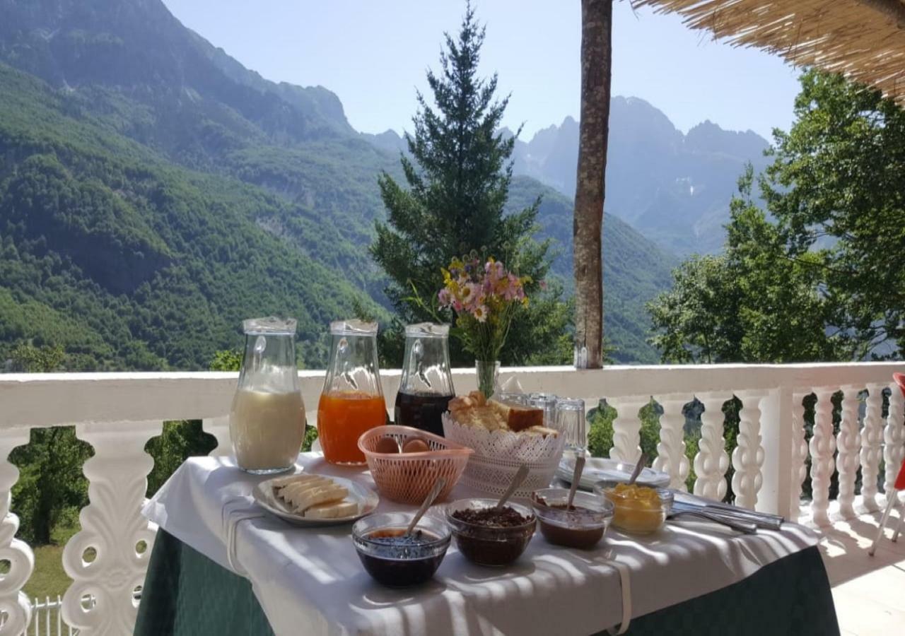 Hotell Perla E Alpeve